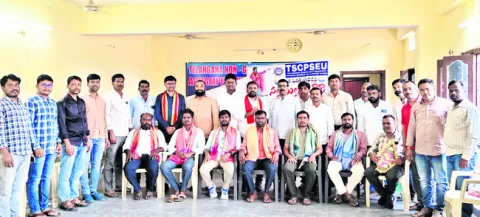 పాత పెన్షన్‌ విధానం అమలు చేయాలి 