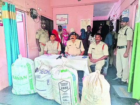 100 కేజీల గంజాయి పట్టివేత 
