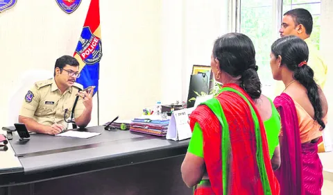 బాధితులకు న్యాయం జరిగేలా చర్యలు