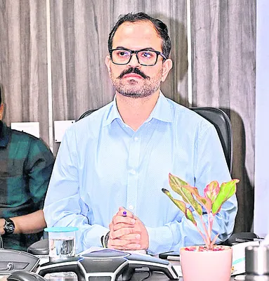 భూ సేకరణ పూర్తి చేస్తాం 