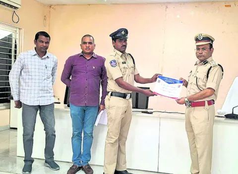 సైబర్‌నేరాలపై అవగాహన 