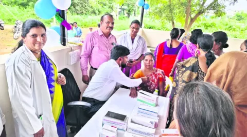 అతివలకు ఆరోగ్య భరోసా 