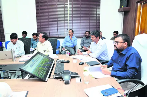 నెలాఖరులోగా భూ సేకరణ పూర్తి చేస్తాం