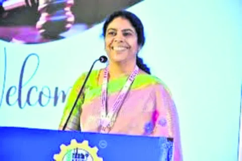 తగ్గిన జీఎస్టీపై అవగాహన కల్పించాలి 