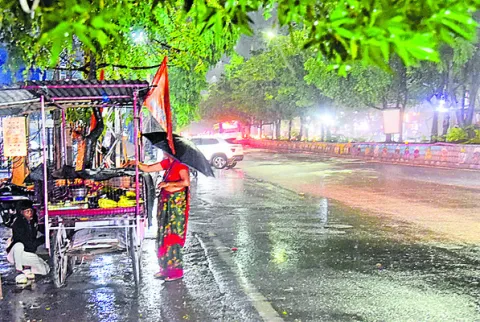 జోరు వాన.. జనం హైరానా 