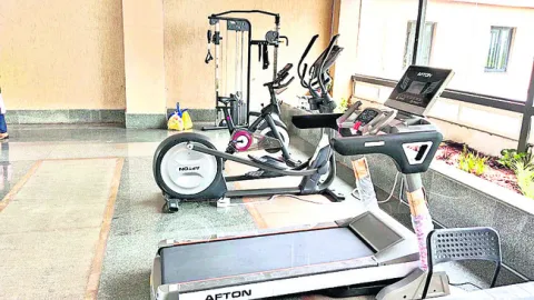 కలెక్టరేట్‌లో జిమ్‌