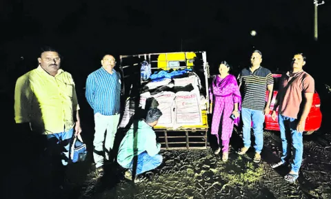 900 కేజీల నల్లబెల్లం పట్టివేత 
