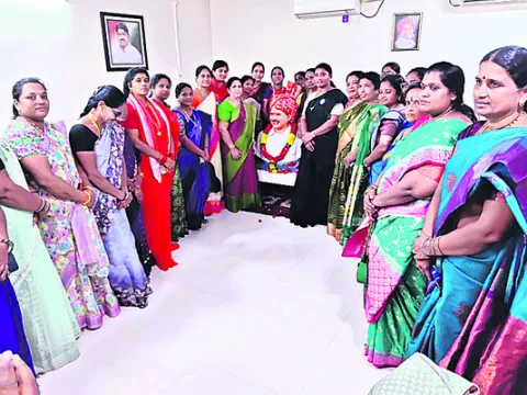 15 నెలల కూటమి పాలనలో మహిళలకు అసంతృప్తి 