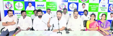 అనుమతిచ్చిన ఇసుక మాఫియా డాన్‌ ఎవరు 