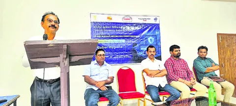 సైబర్‌ నేరాలపై అవగాహన ఉండాలి