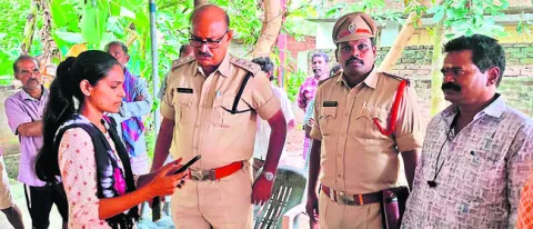 భర్తపై ఎస్సీ, ఎస్టీ అట్రాసిటీ కేసు
