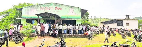 అర్ధరాత్రి అమ్మకాలు!