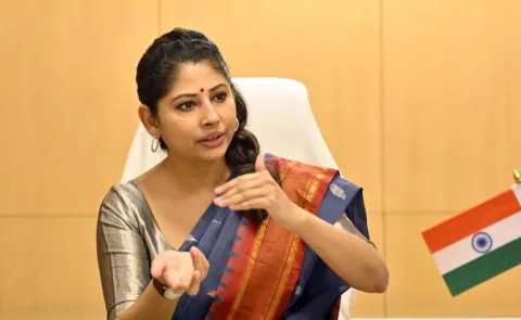 Telangana IAS Smita Sabharwal Petition Against kaleswaram Commission