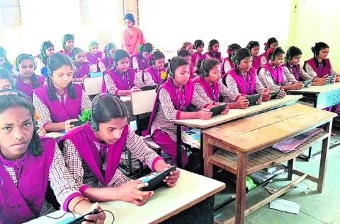 సర్కారు విద్యార్థులకు సదావకాశం