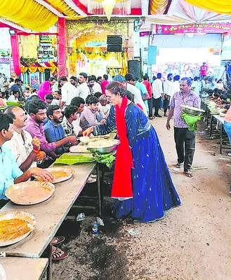 వెల్లివిరిసిన మత సామరస్యం 