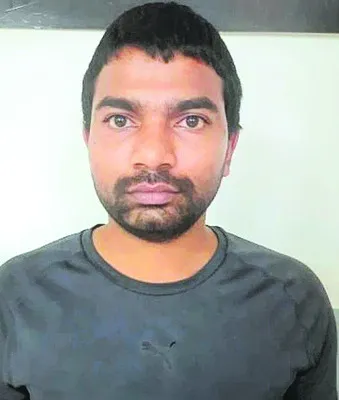 బత్తుల ప్రభాకర్‌ ఎక్కడ? 