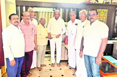 ఆలయాల నిర్మాణానికి విరాళం 
