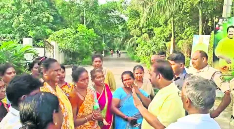 మేయర్‌కు నిరసన సెగ 