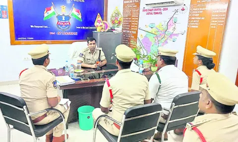 పండుగలకు పటిష్ట భద్రత