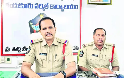 దాడి కేసులో నలుగురు హిజ్రాల అరెస్ట్‌ 
