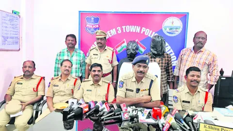 హత్య కేసు నిందితుల అరెస్ట్‌ 