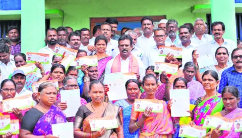 కొత్తకోట అభివృద్ధికి రూ.15 కోట్లు 