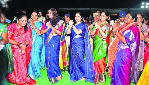 వందల 