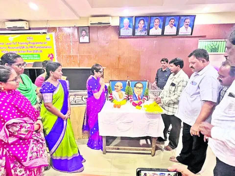 పంచాయతీల ఆర్థిక ప్రగతికి ప్రణాళికలు 