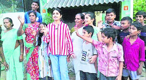 నరసన్నపేటలో ‘కన్యా కుమారి’ 