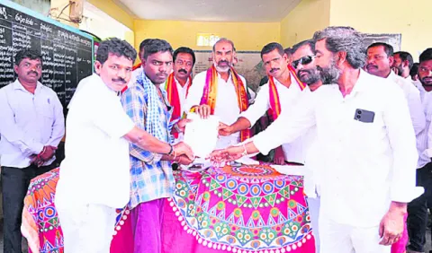 పేదల ఆత్మగౌరవ ప్రతీక ఇందిరమ్మ ఇల్లు