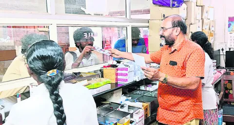 వైద్యరంగంలో ఫార్మసిస్టులు కీలకం