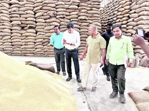 నిర్ణీత గడువులోగా సీఎంఆర్‌ అప్పగించాలి 