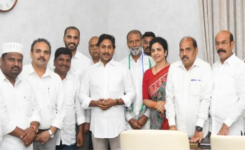 TDP And BJP Leaders Joined In YSRCP