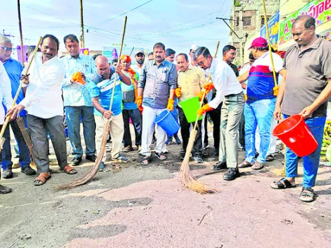 సమర్థంగా ప్రభుత్వ పథకాల అమలు 