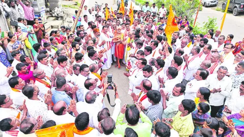 నాచ‘గిరి’ ప్రదక్షిణం.. వెల్లివిరిసిన ఆధ్యాత్మికం 