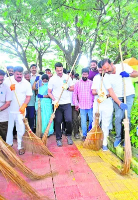 ‘స్వచ్ఛ హిందూపురం’లో  భాగస్వాములు కావాలి 