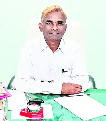 ఐటీడీఏ ట్రైబల్‌ వెల్ఫేర్‌ డీడీ బాధ్యతల స్వీకరణ