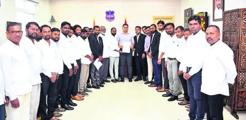 ప్రధాన న్యాయమూర్తిపై అనుచిత వ్యాఖ్యలు శోచనీయం