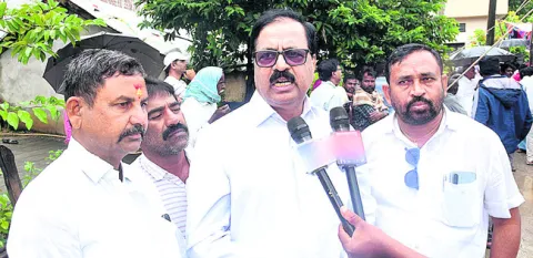 ఏకపక్