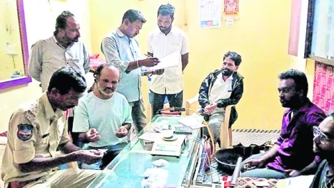 వడ్డీ వ్యాపారులపై కొరడా