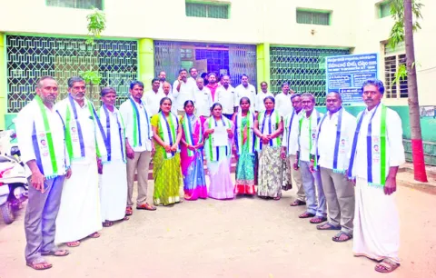 బీకేఎస్‌ ఎంపీపీపై అవిశ్వాసం!