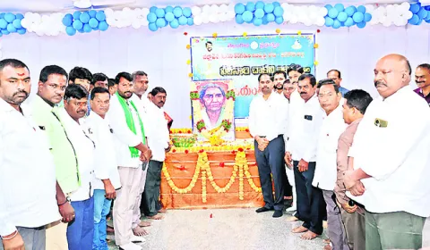 బతుకమ్మ సంబురాలు