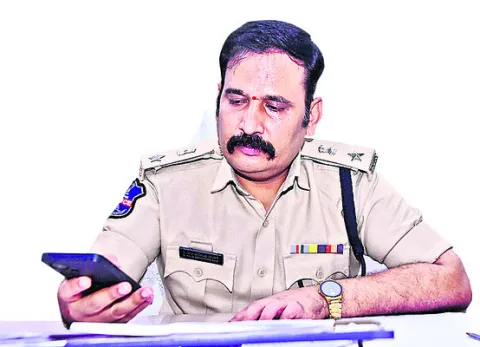 ఊరెళ్