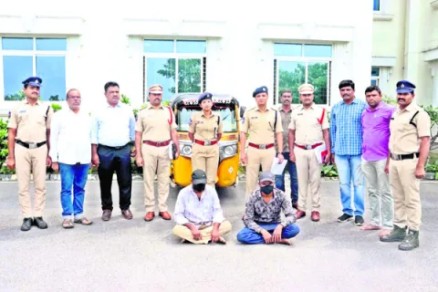 ఆలయాల దోపిడీ ముఠా సభ్యుల అరెస్టు
