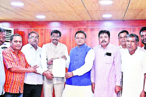 టికిరిని సమితిగా గుర్తించాలి