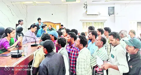 ప్రతి అర్జీ పరిష్కరించాల్సిందే
