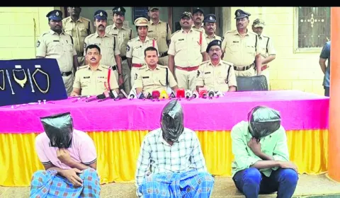 రూ.15.38 లక్షల సొత్తు రికవరీ 