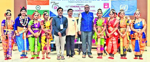 జాతీయ స్థాయిలో సత్తా చాటాలి 