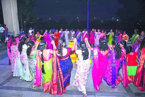 అధికా