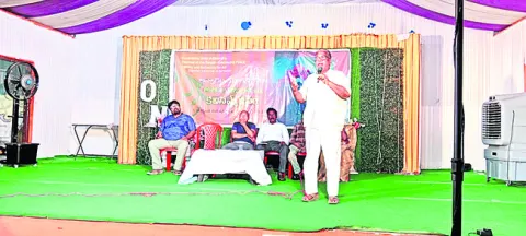 దేశ సమగ్రతకు ఐకమత్యమే చిహ్నం 